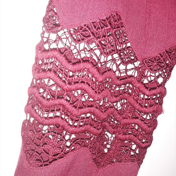 ROXY burgundy cropped blouse w/ statement sleeves! - Picture 5 of 6